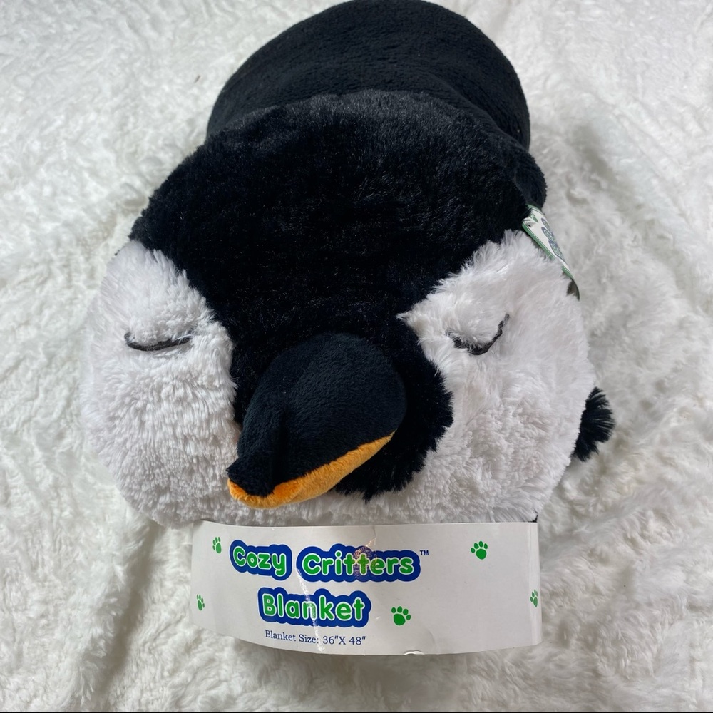 Comfy Critters Stuffed Animals Blanket Toy Plush Penguin lovey 36”x48” NEW